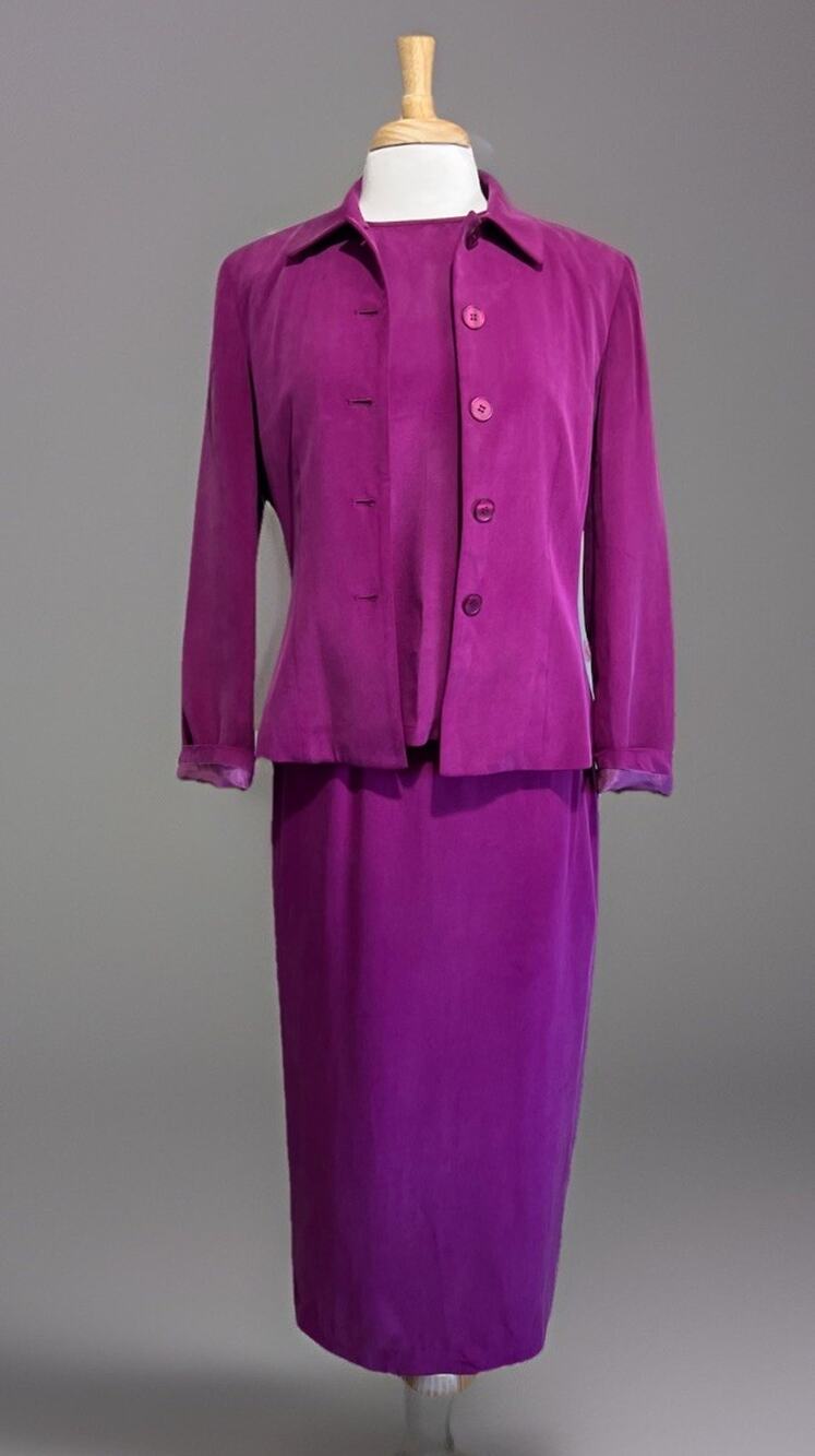 Josephine Chaus Skirt Suit 100% Silk 3pc Set sz 6/8 Quiet Luxury Timeless